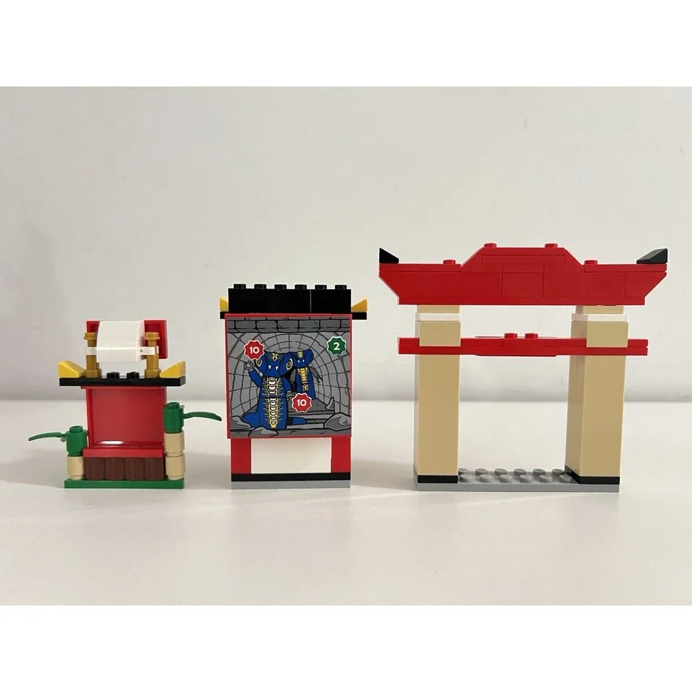 LEGO  Ninjago World 40429 Legoland Promotional Set 2020 Retired No Manual & Box